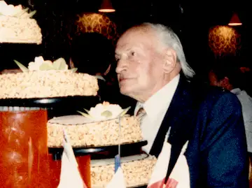 Wacław Godlewski, fondateur et 2e directeur du lycée, fête ses 80 ans.