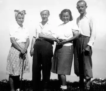 1946 — À gauche, Helena Gawlowska, couturière lingère, et Rudolf Cyganek, comptable (Association Mémoire du lycée polonais).